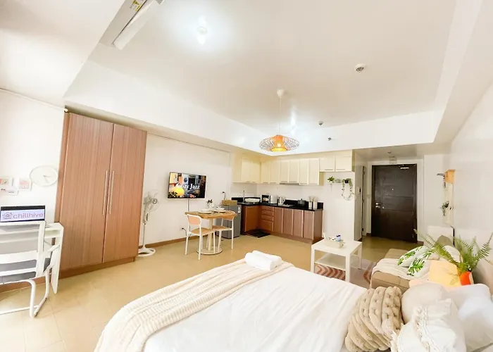 Holiday home Chic Bgc By Grand Canal Mall #vlrtb27b *